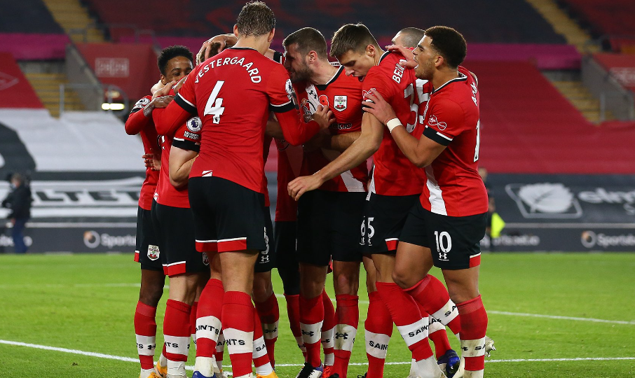  利物浦后防失误连连遭纽卡逆袭痛失争冠主动  